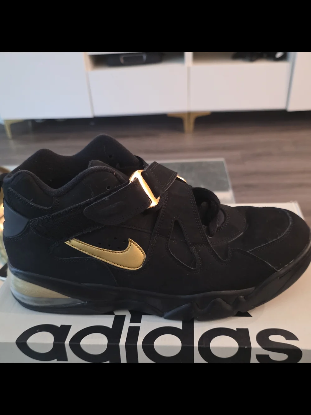 Nike Air Force Max Cb Mid-Top Sneaker Black/Gold Lace-Up Hook & Loop - Picture 8 of 11
